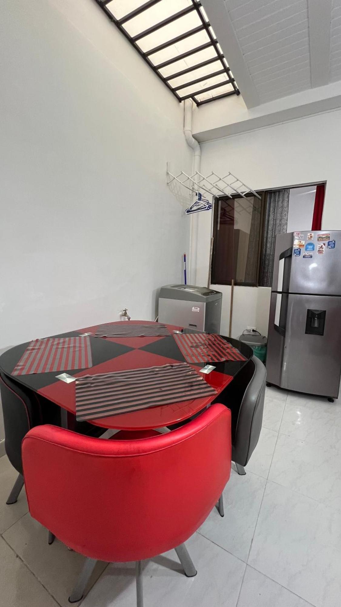 Comodo Apartamento Gran Ubicacion Y A/C Cali Kültér fotó